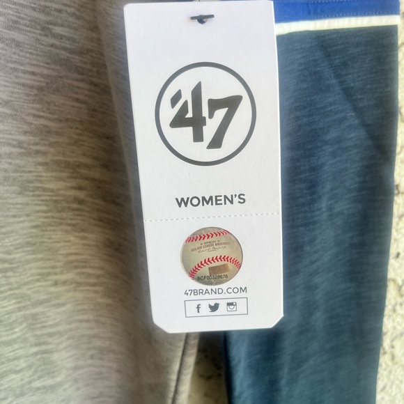 ‘47 Chicago Cubs Rhinestone Hoodie New With Tags NWT Women’s Medium - Picture 12 of 14